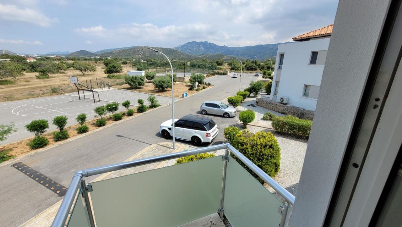 Sea And Mountain View Beachfront Penthouse Yali Exterior photo